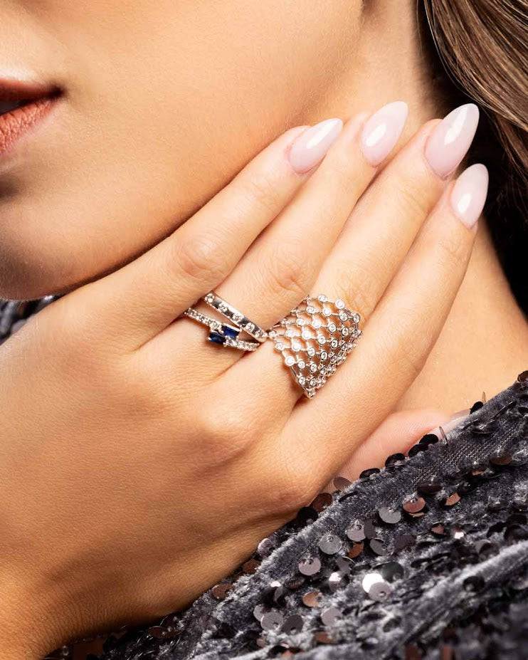 D0.20CT 18KW BAQUETTE BYPASS RING BS0.35 CT T6.5