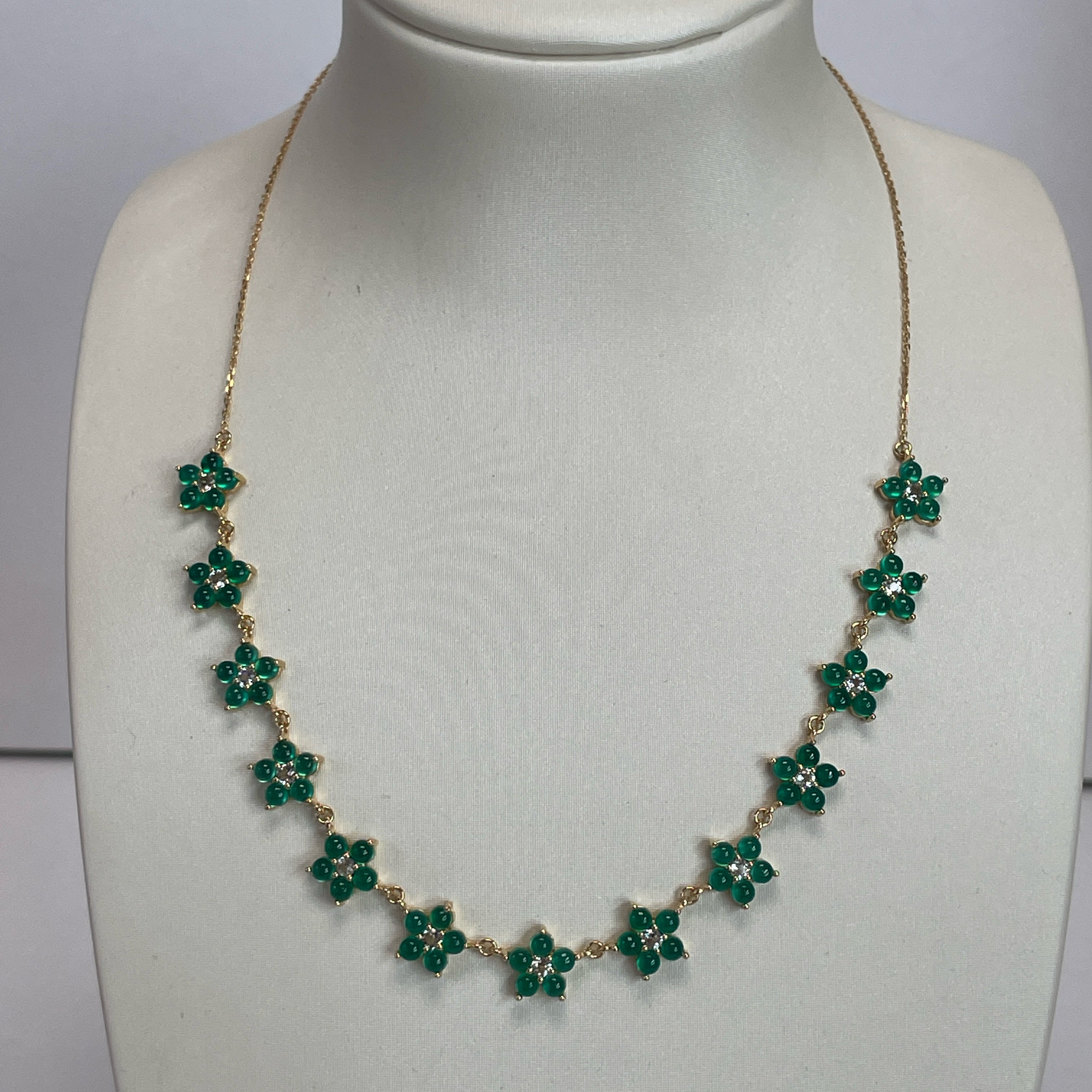 Collar Floral en Plata 925 con Topacio Blanco