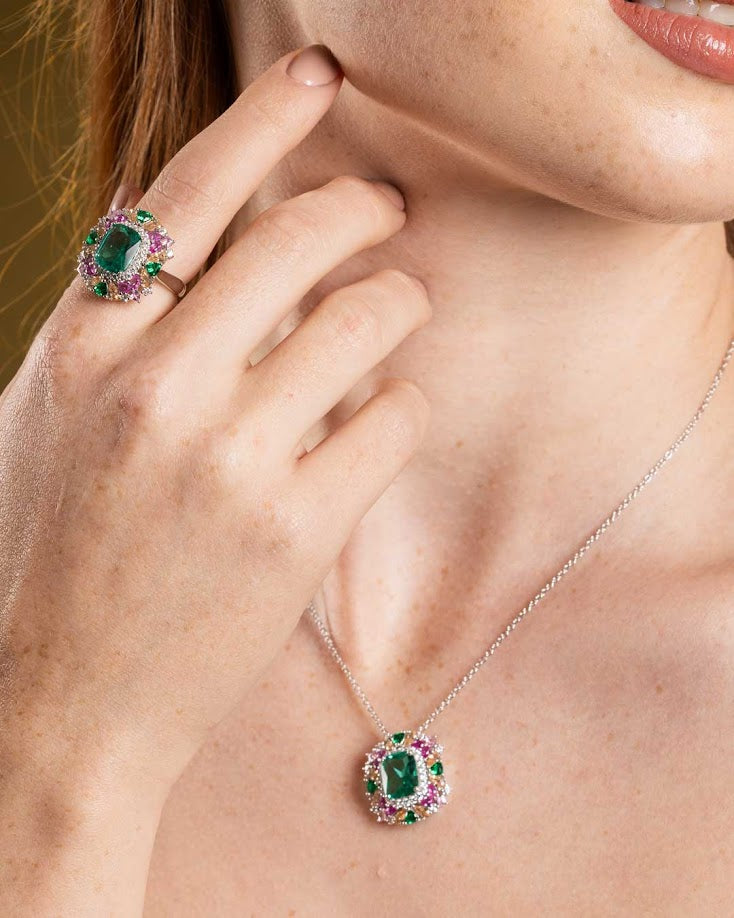 925SL SQUARE GREEN WITH CLUSTER MULTICOLOR CZ RING