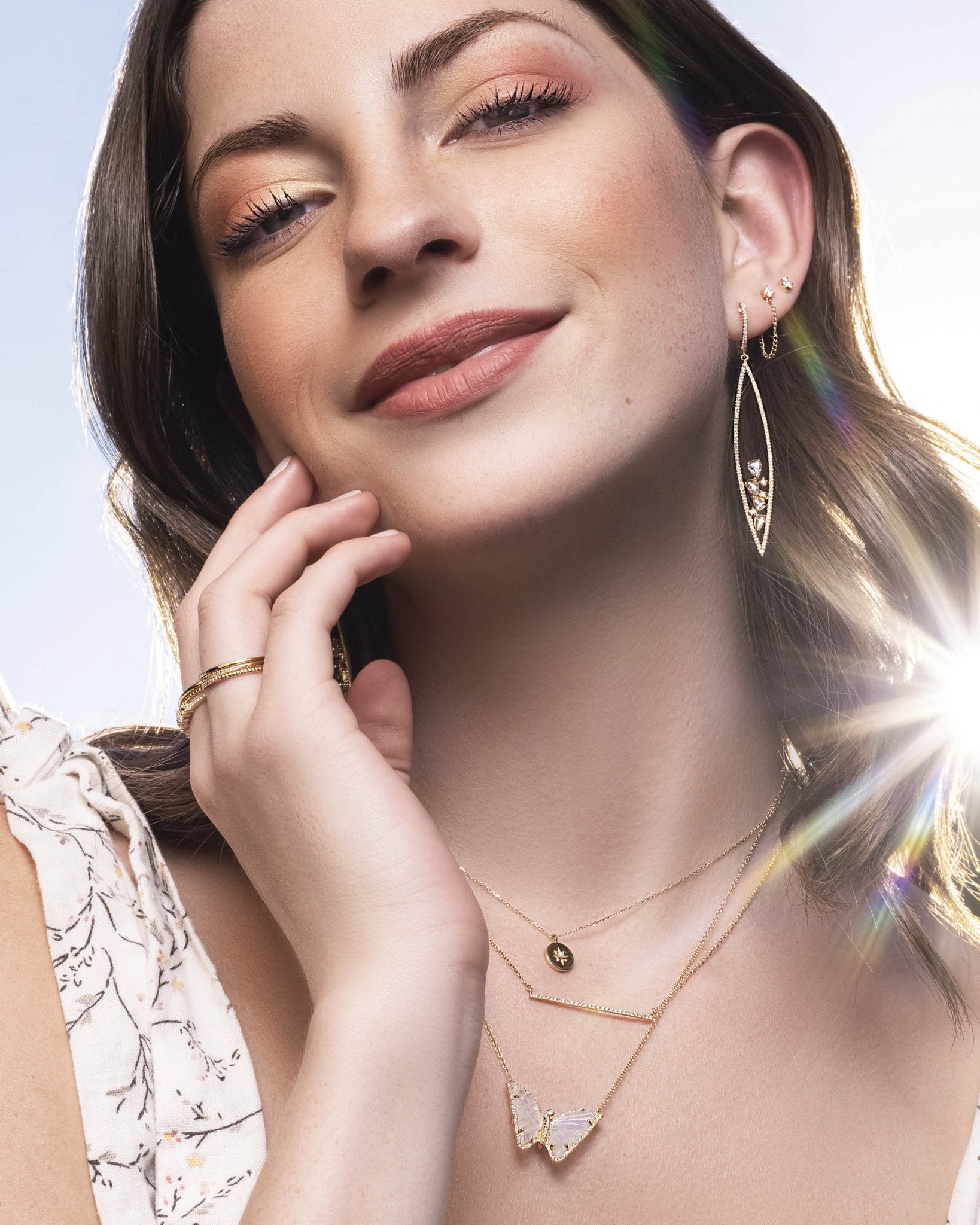 ARETES DE DIAMANTES EN ORO AMARILLO DE 14K - C'SANTOS