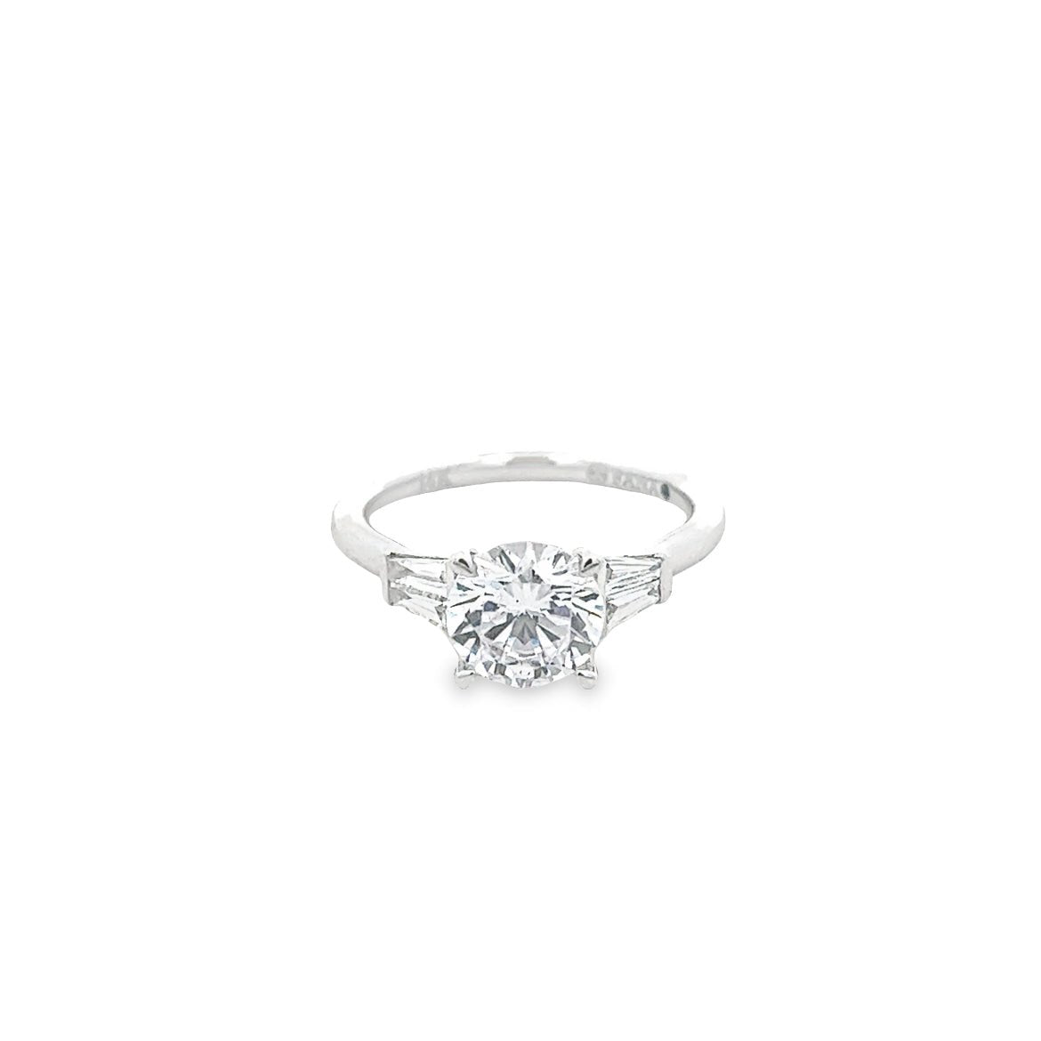 D0.48CT 14KW MONTURA TRHEE STONE T6.5 DC 1.50CT RD - C'SANTOS