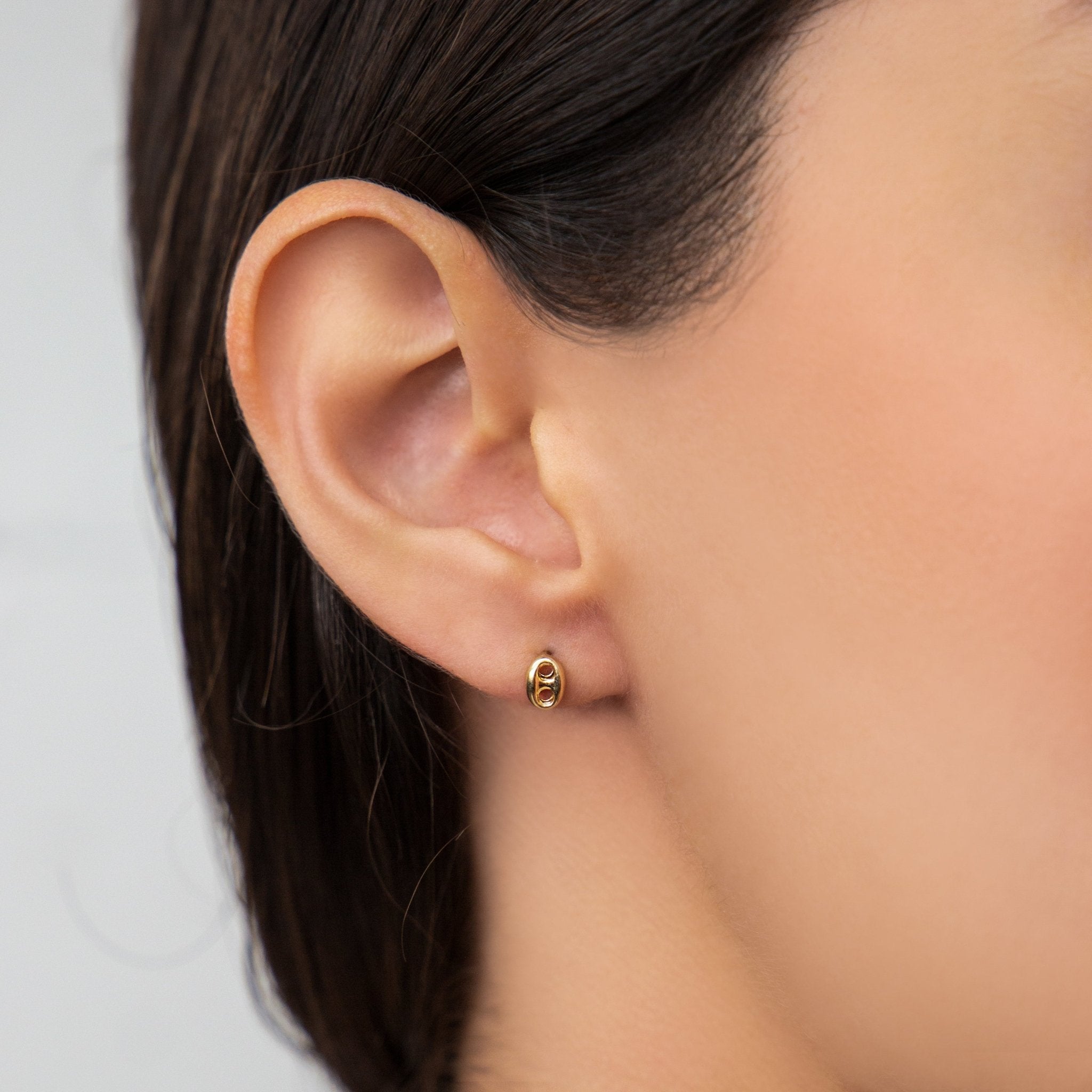 ARETES DE DE BOTON EN ORO AMARILLO 14K - C'SANTOS