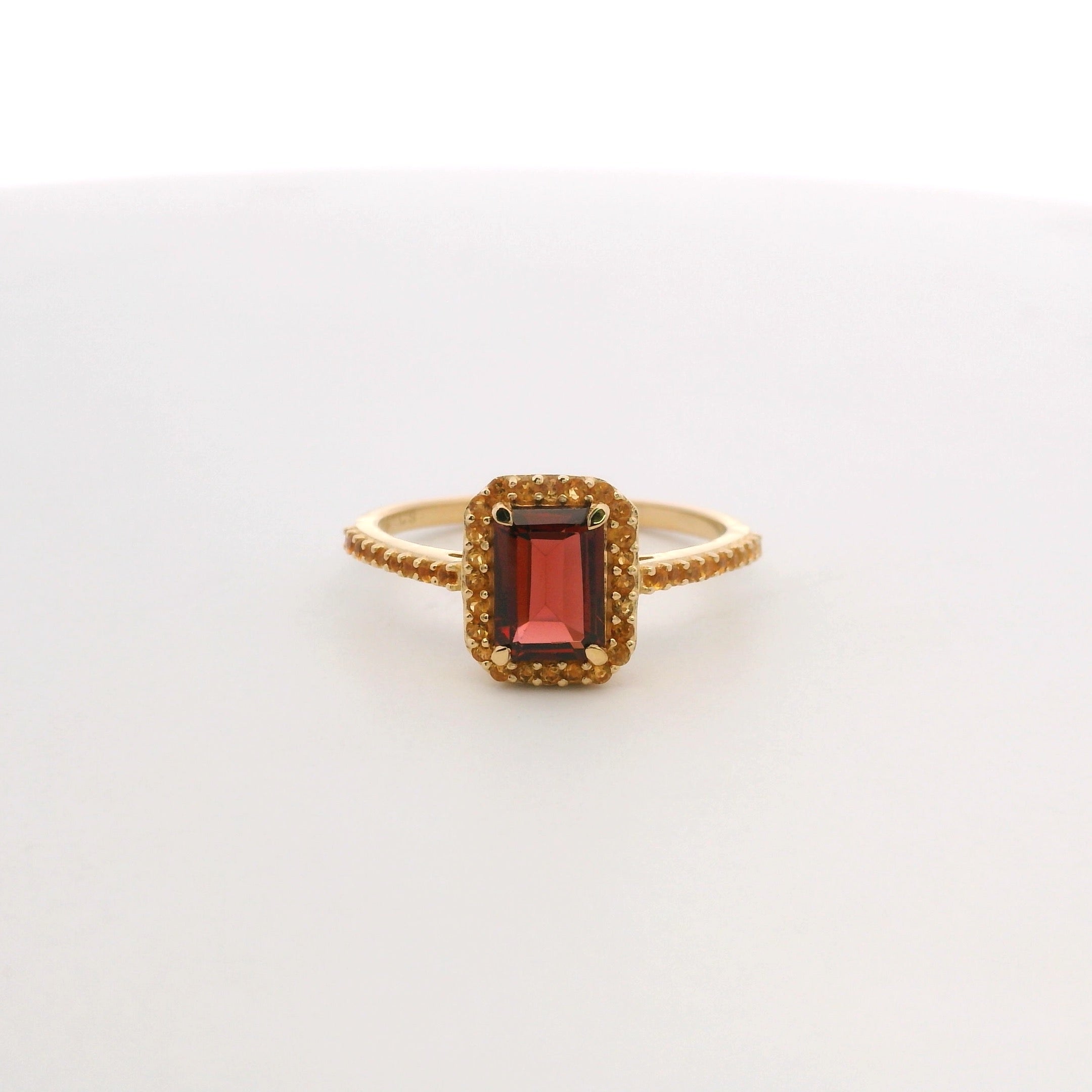 Anillo en Plata 925 Bañada con Citrina y Granate