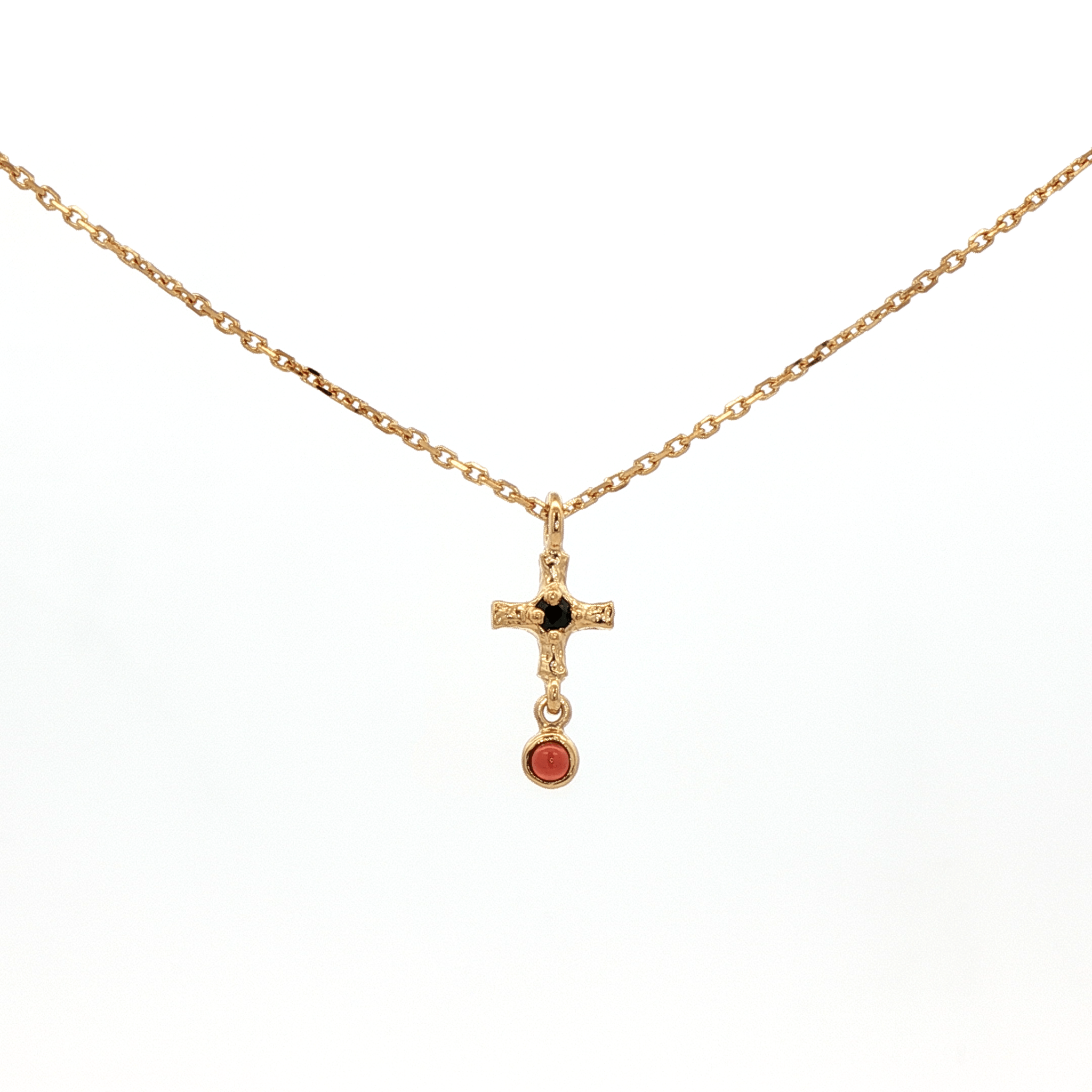 925YG MINI CROSS CENTER SPINEL BLACK PENDANT GARNET NECKLACE - C'SANTOS