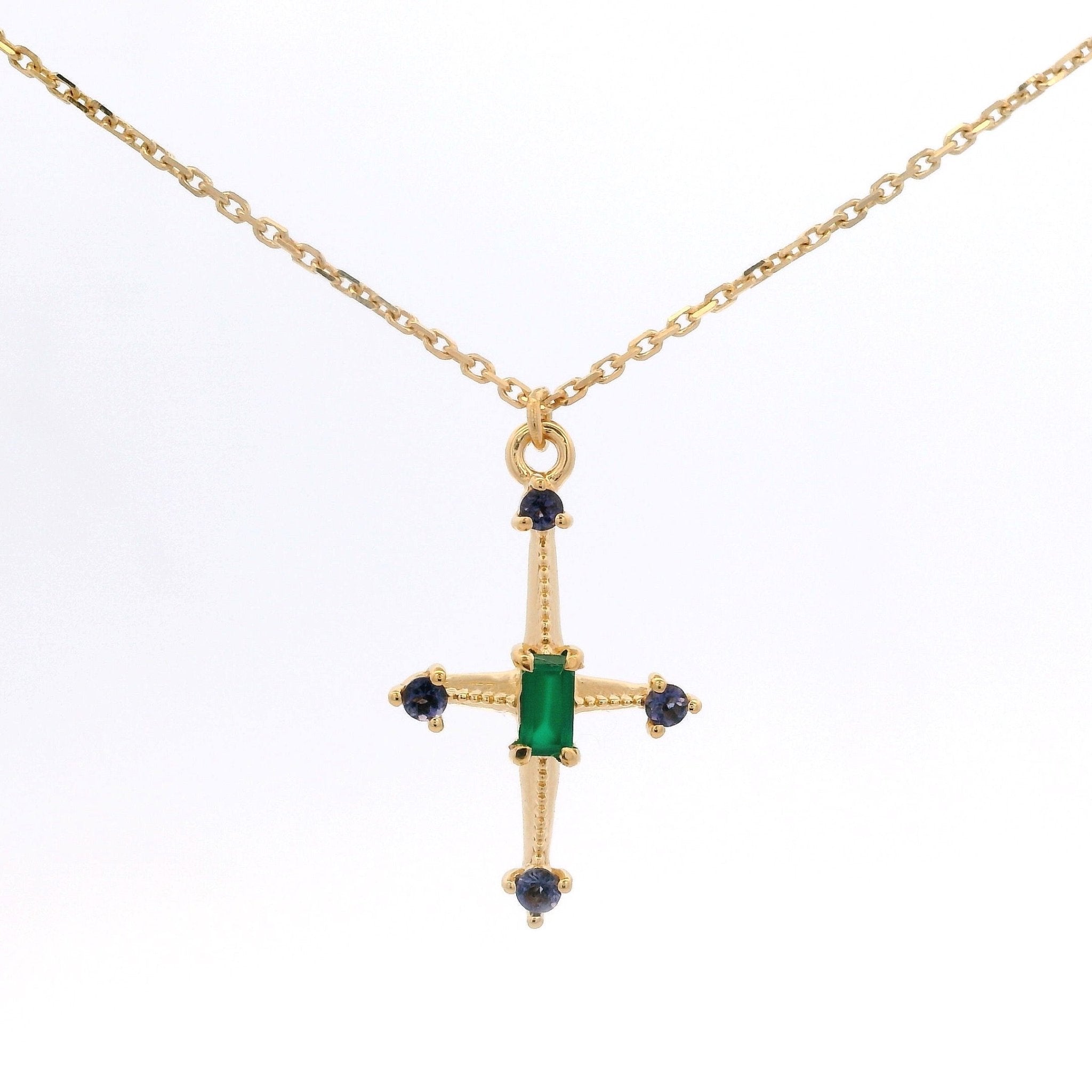 925YG RECTAGLE ONYX GREEN POINTS IOLITE NECKLACE - C'SANTOS