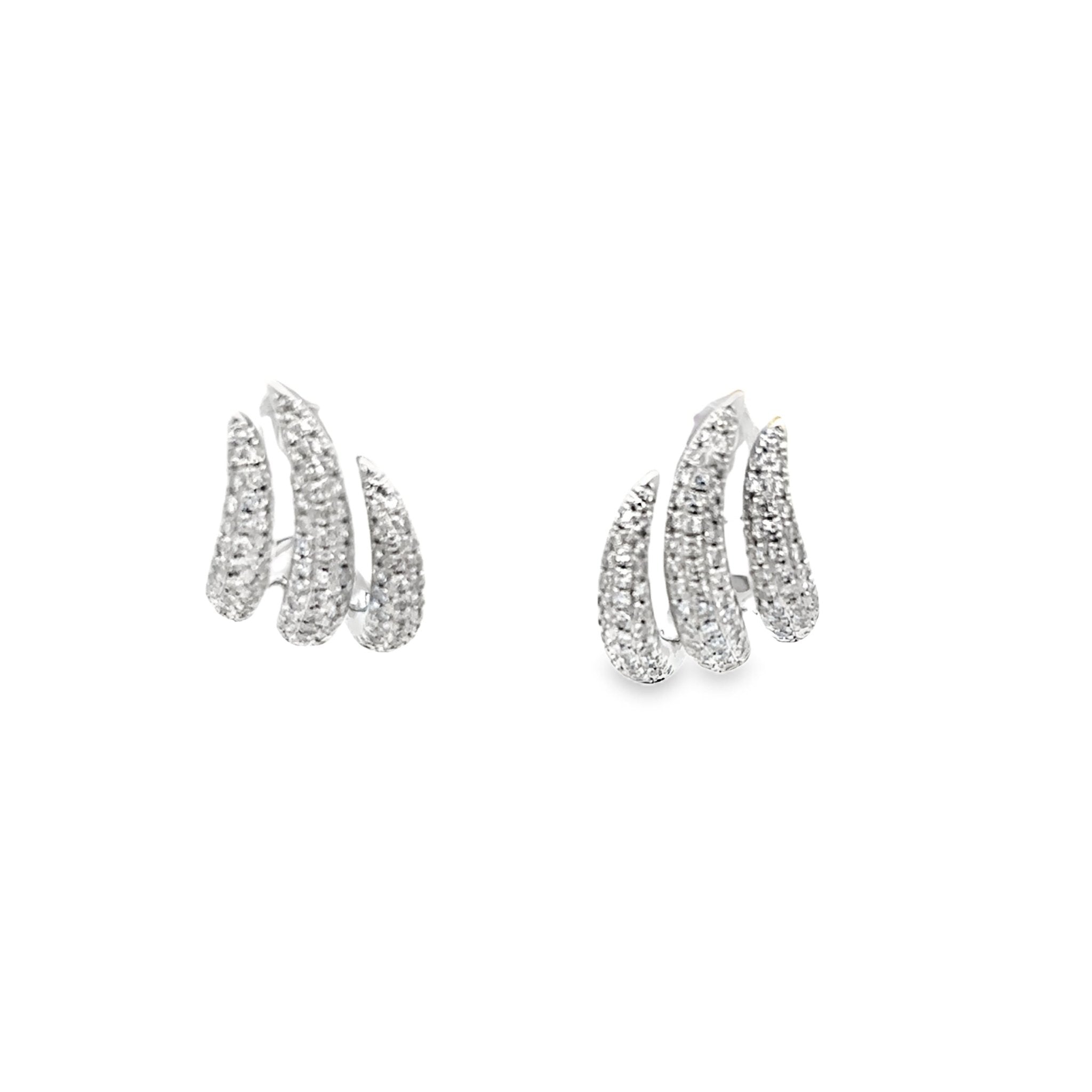 D0.43CT 14KW THREE CLAW EARRINGS - C'SANTOS