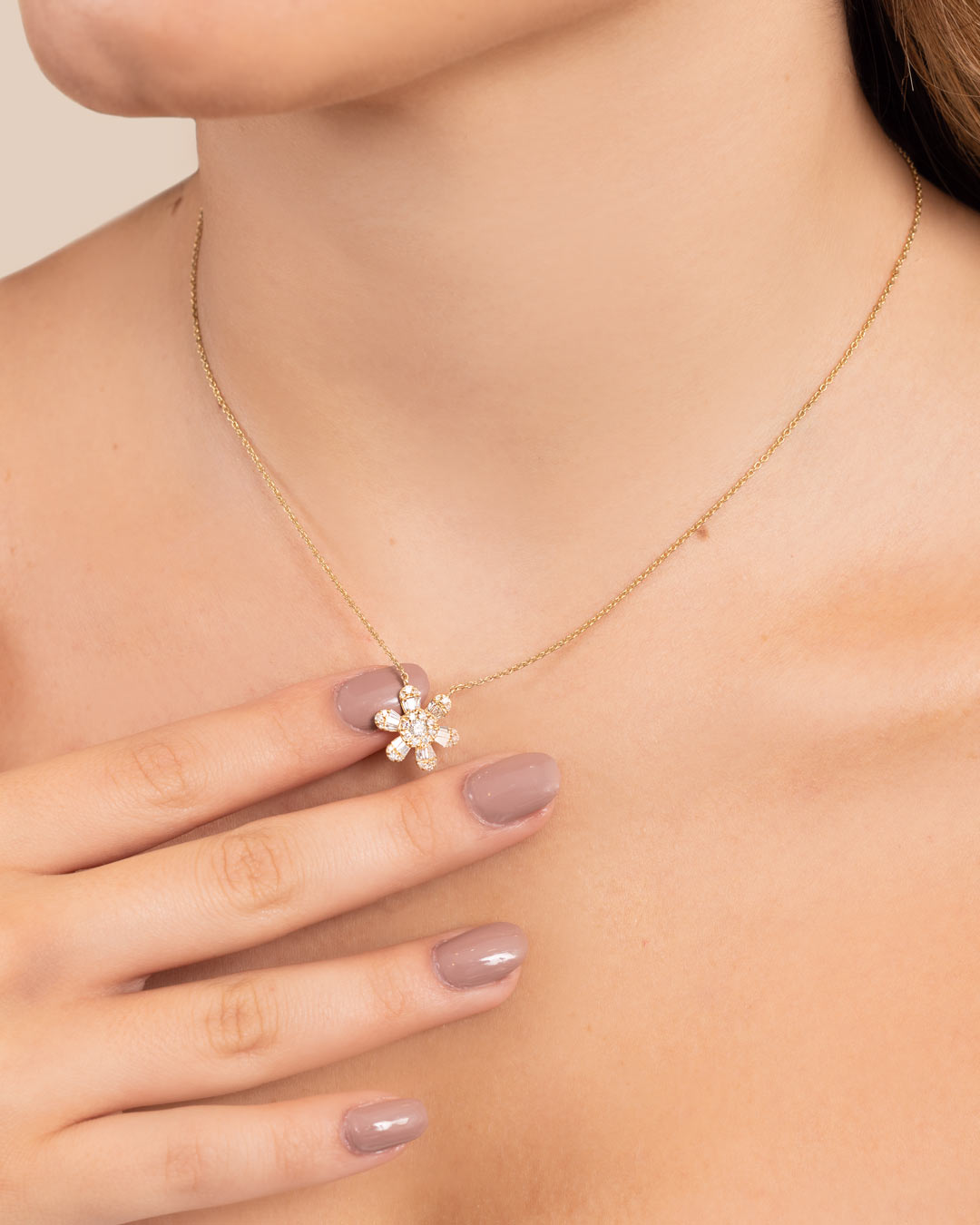 D0.50 14KY FLOWER NECKLACE - C'SANTOS