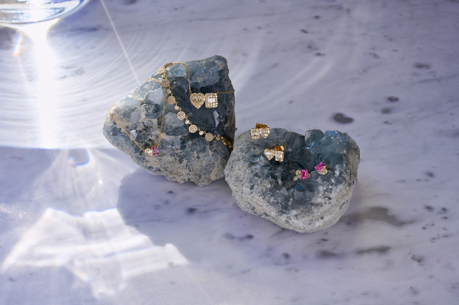 D0.09CT 14KY DROP AND BAGUETTE NECKLACE PS0.70CT